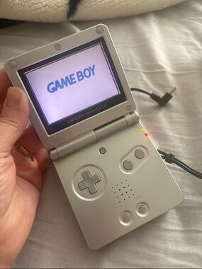 Nintendo Game Boy Advance GBA SP Platinum Silv